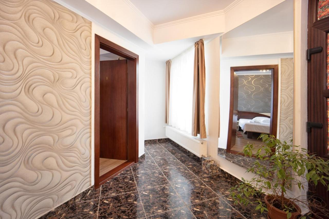 Amedeia Hotel Bran  Exterior foto